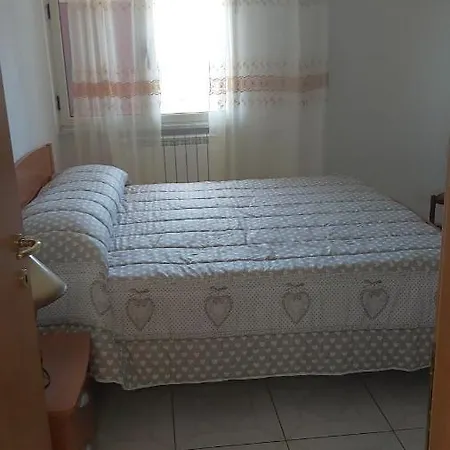 Affittasi Appartamento Apartment *